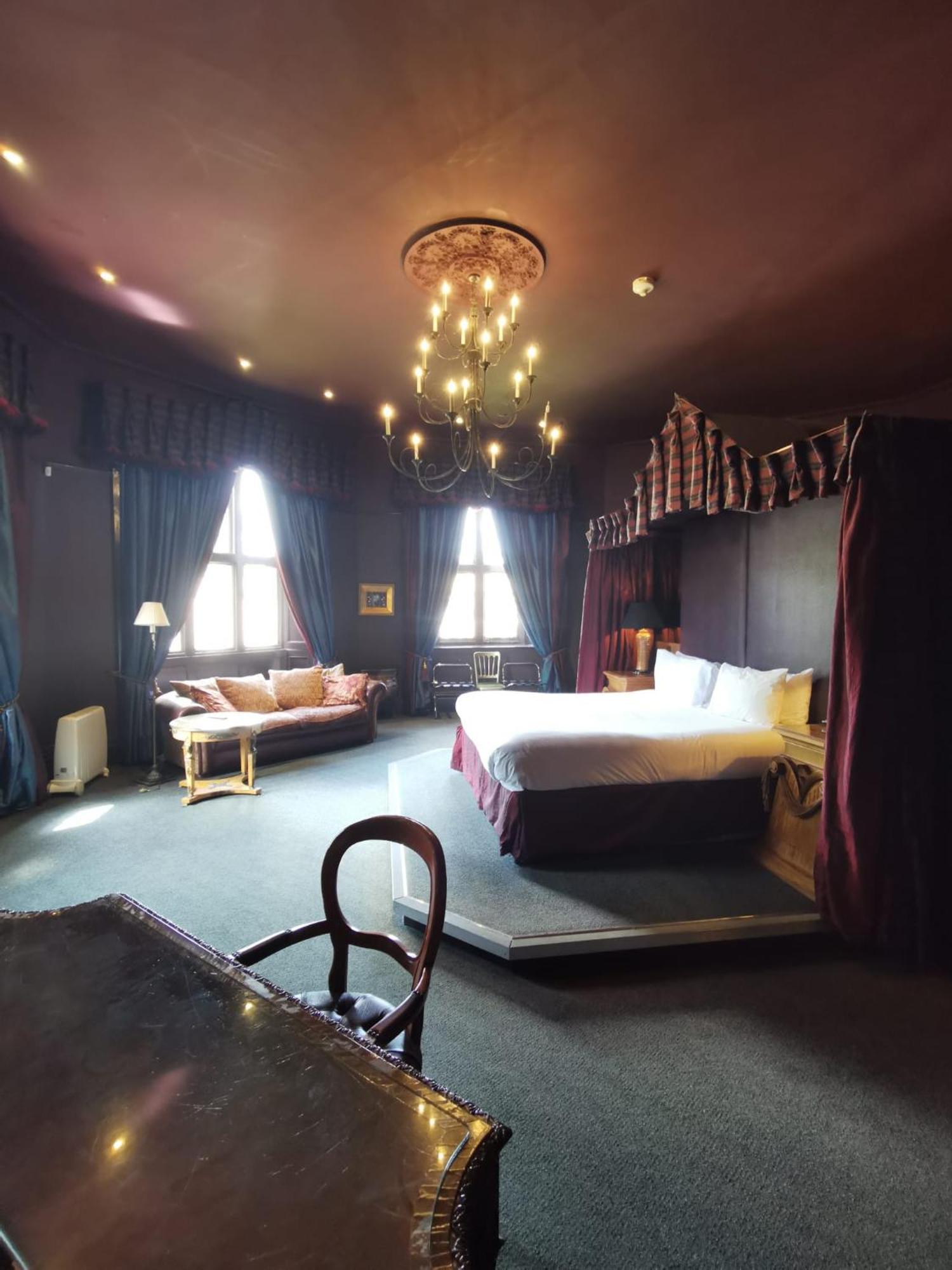 Ruthin Castle Hotel And Spa ภายนอก รูปภาพ