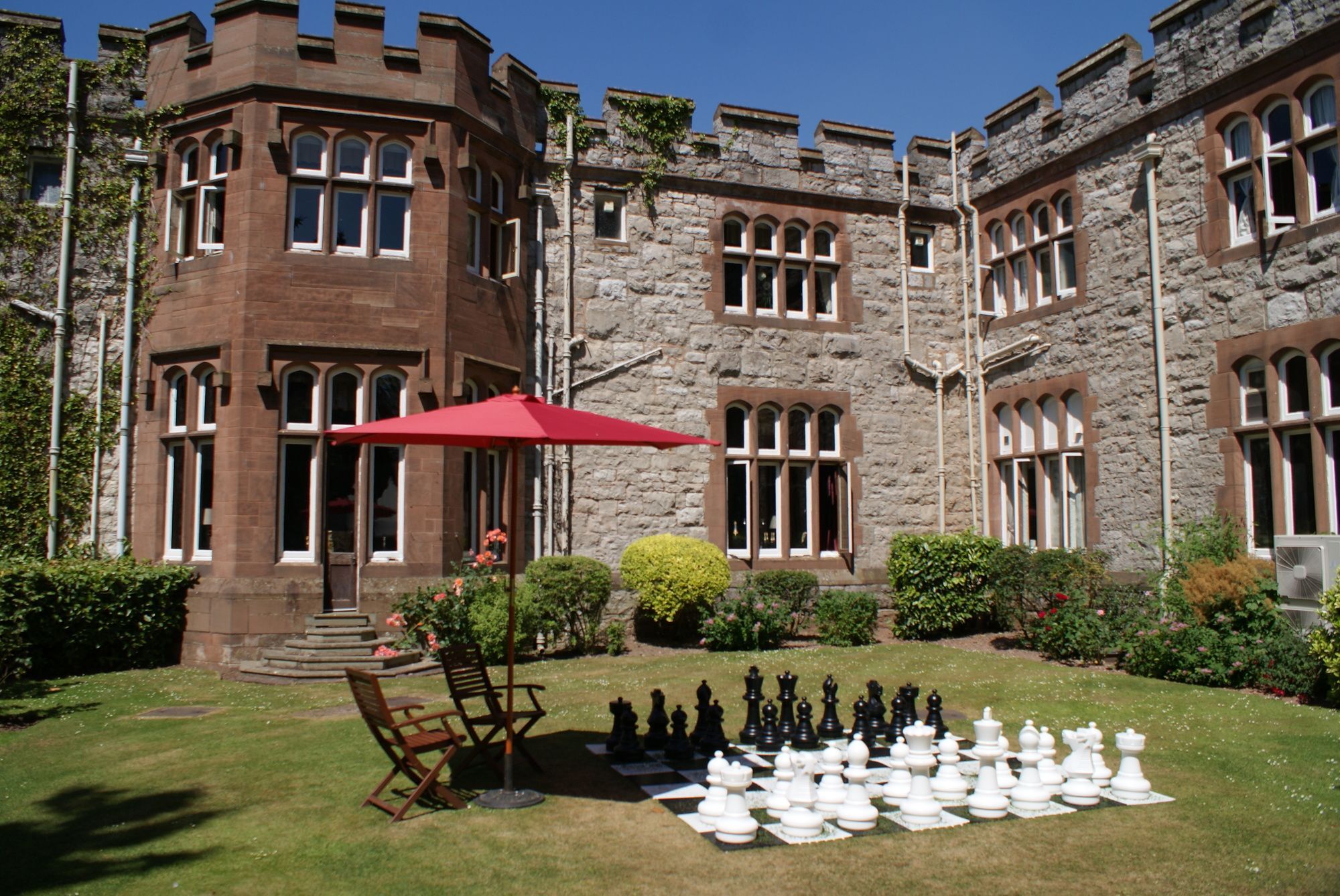 Ruthin Castle Hotel And Spa ภายนอก รูปภาพ
